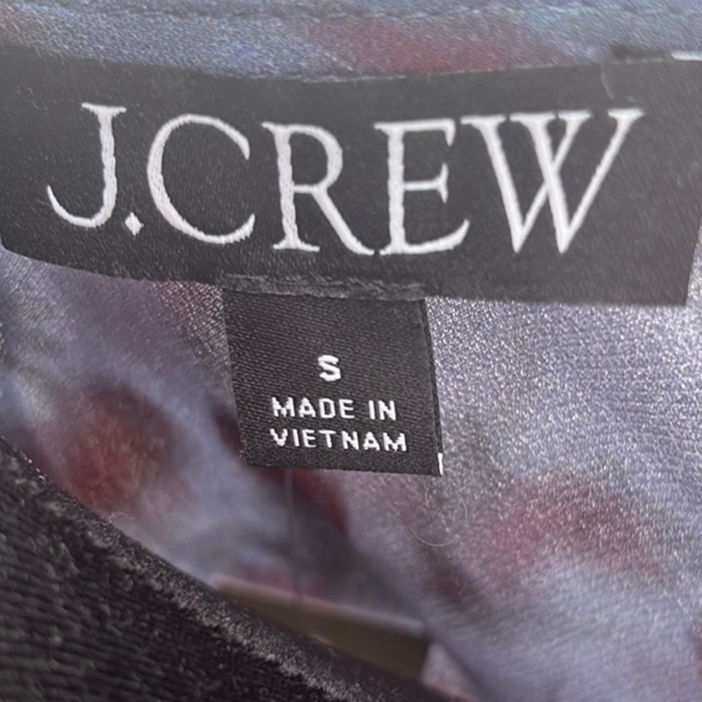 J. Crew Ruffled Chiffon Cap Sleeve Blouse Blue Grey with Cherry Print Size XS - Picture 7 of 10